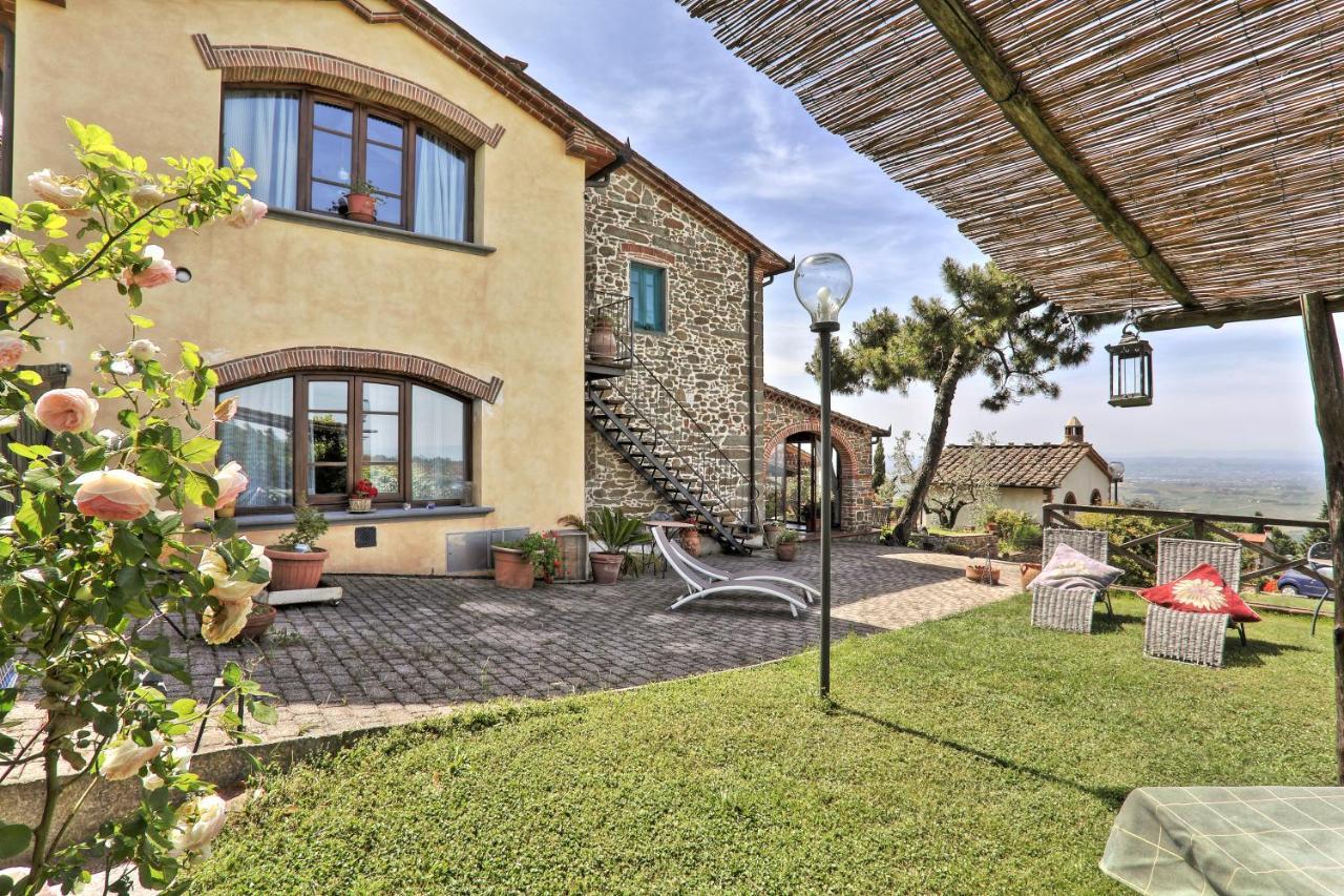 Casa Vacanze La Porta Vinci Eksteriør billede