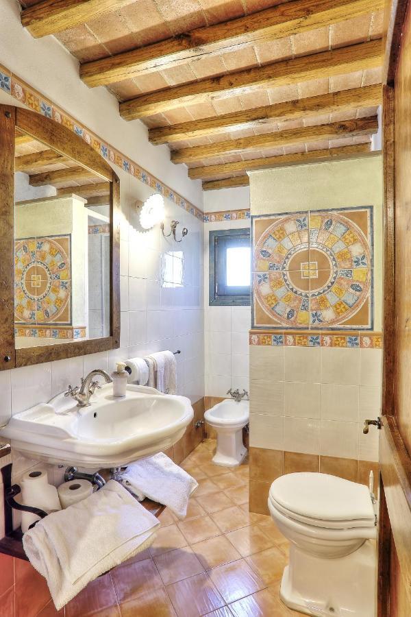 Casa Vacanze La Porta Vinci Eksteriør billede